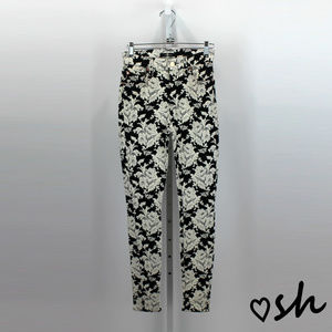 7FAM High Waist Skinny in White Rose Jacquard - 24